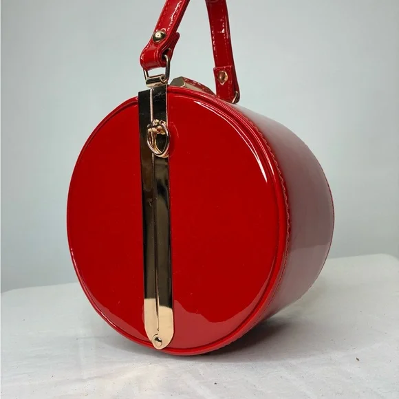 Elegant Red Mini Bag clutch with  Gold Chain by Joseph D’arezzo - Picture 7 of 10